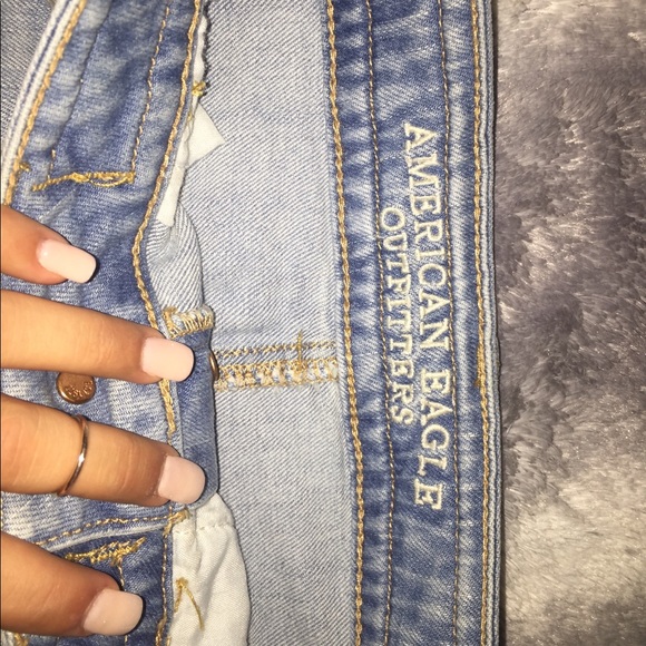 Shorts - Picture 2 of 3